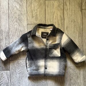 EUC-Zara Black and White Plaid Jacket